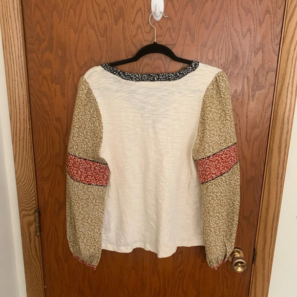 Promesa Floral Sleeve Blouse - Picture 6 of 7